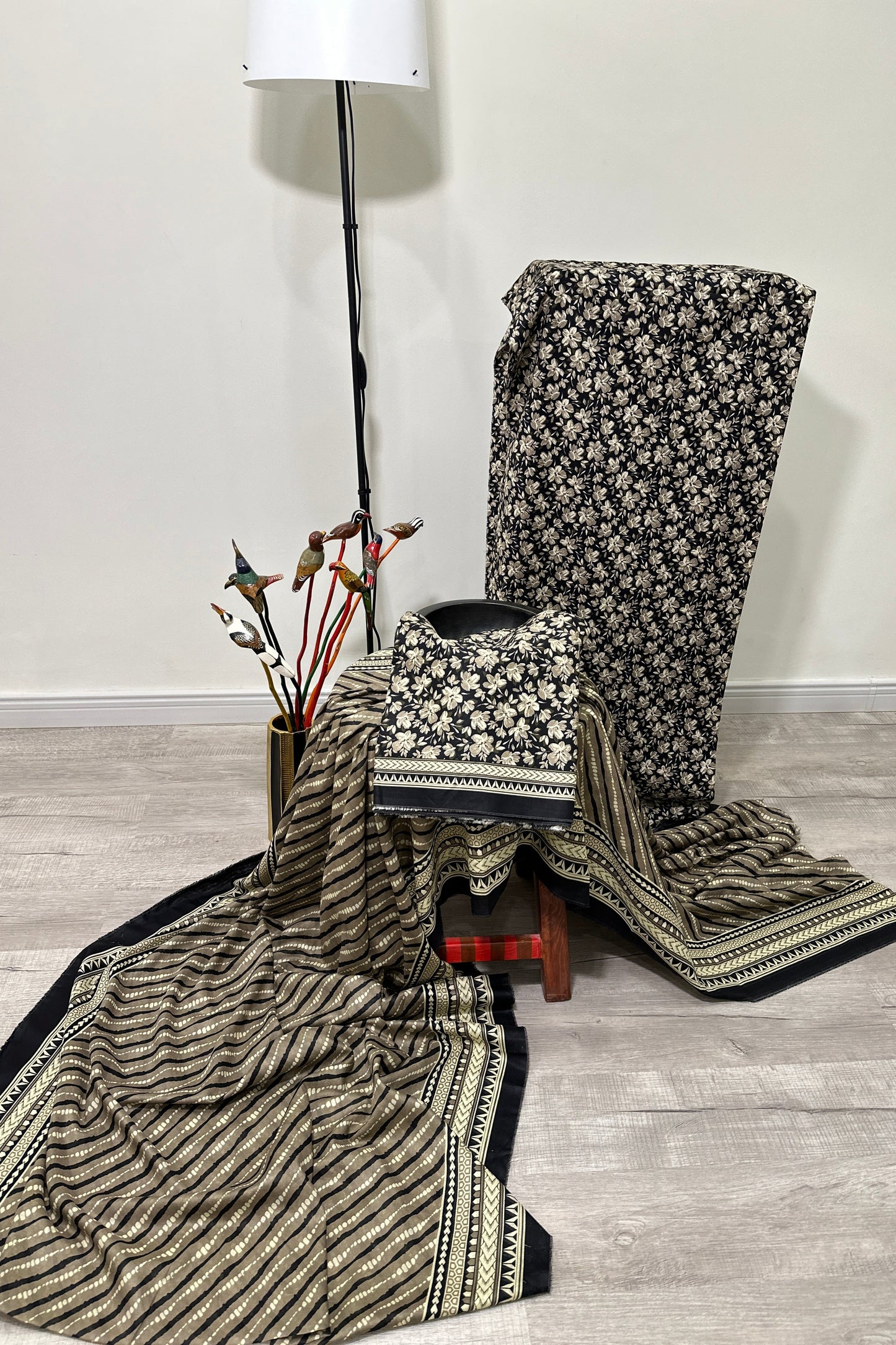 BinSaeedfabric 3 piece unstitched lawn
