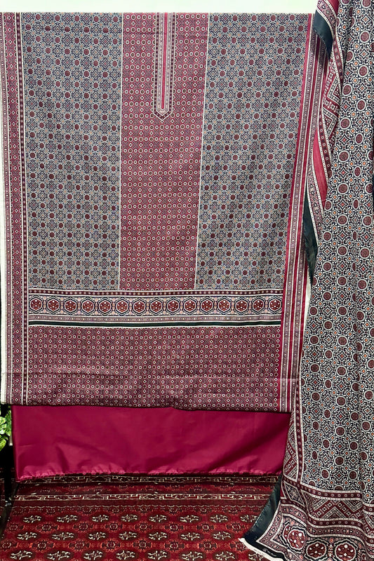 The 3948 - Bin Saeed Lawn 3 Piece Unstitched Printed Fabric